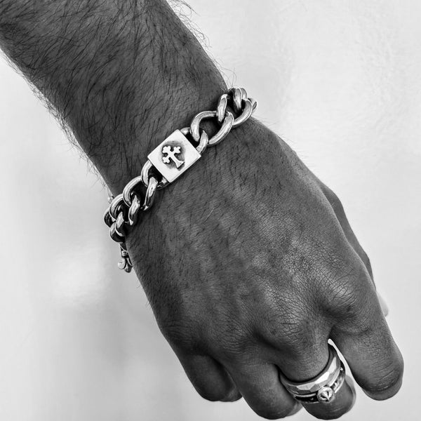 The O.G. and Box Cross Link Bracelet – BLOODLINE DESIGN