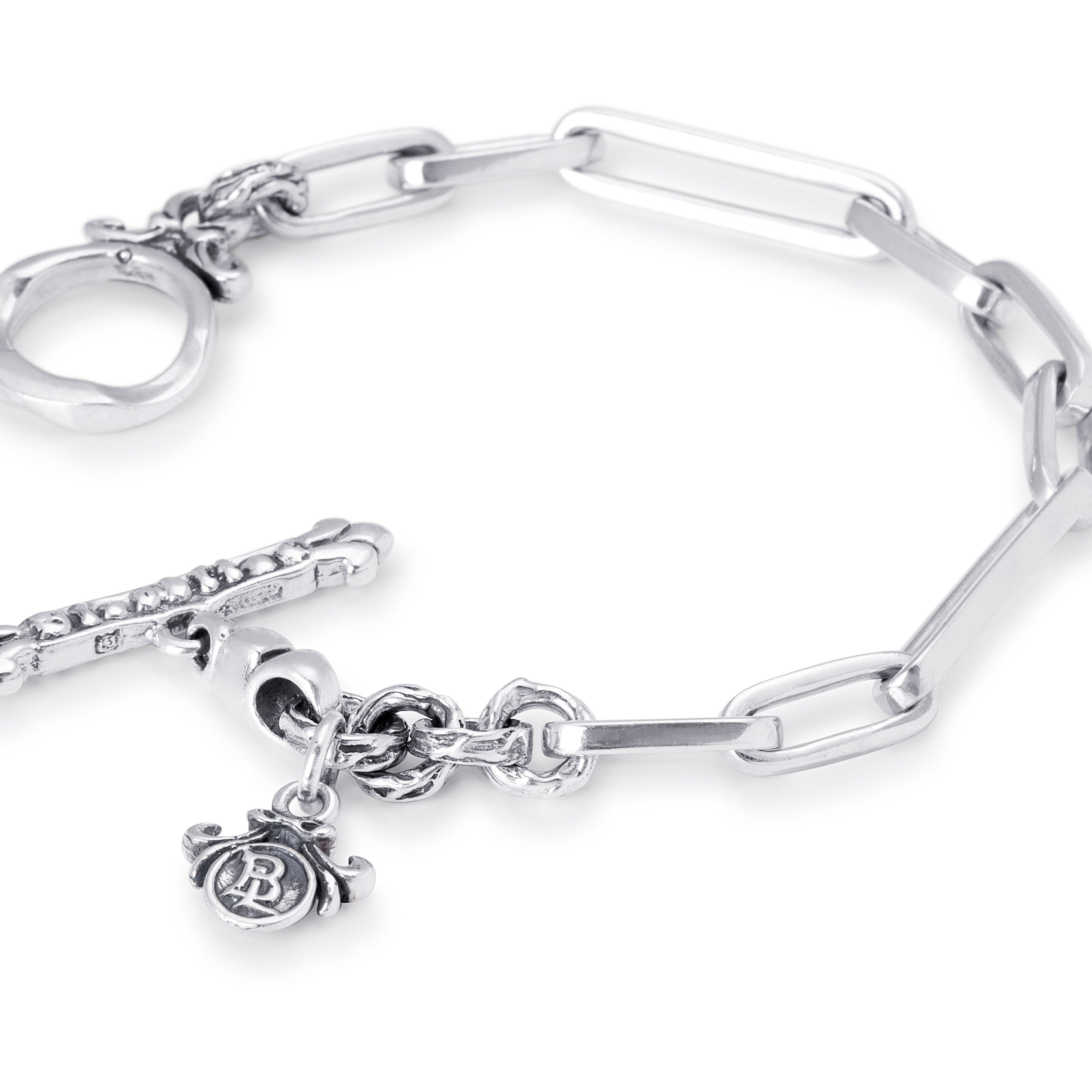  High finished rectangle links incorporated with the eternal vine rolo links with a solid T-.clasp