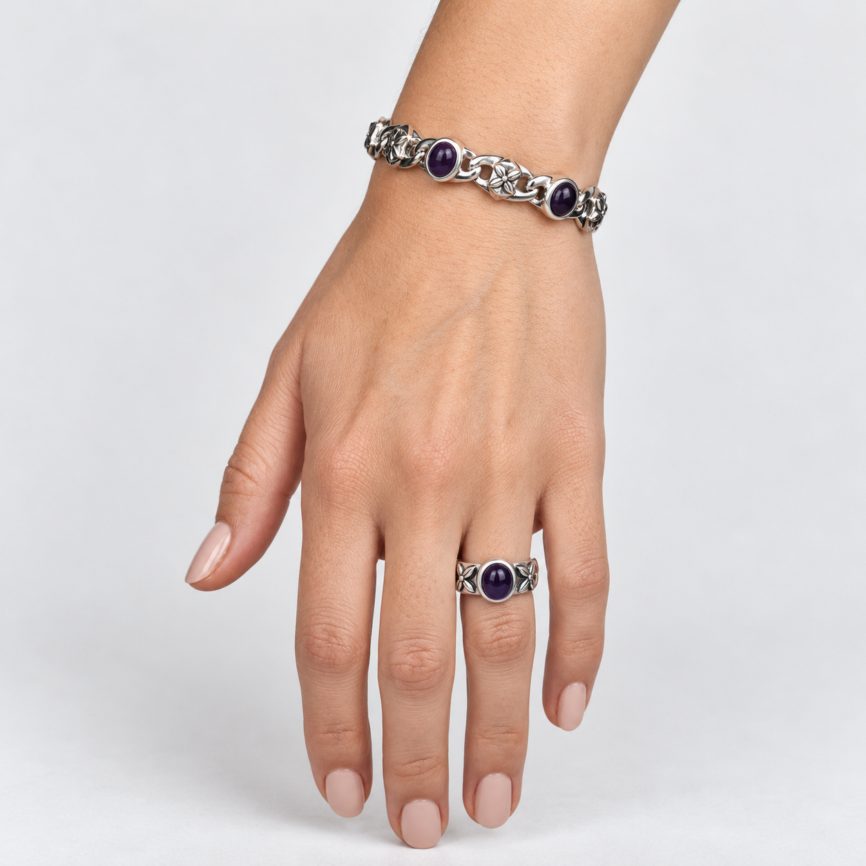 Bloodline Design Womens Rings Antique Floral Ring with Gemstone