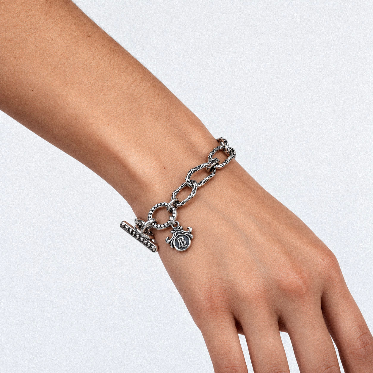 women's eternal vine box link sterling silver bracelet worn on wrist
