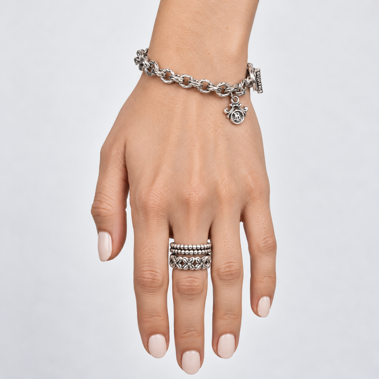 women's eternal vine rolo link sterling silver bracelet worn on wrist