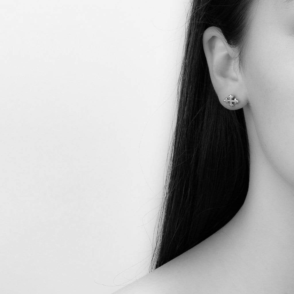 Bloodline Design Womens Earrings 16th Century Cross Stud Earrings